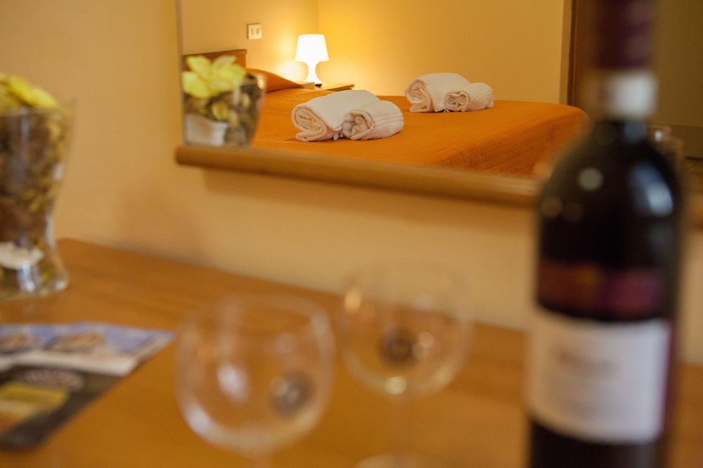 Jr Hotels Hermes Firenze ภายนอก รูปภาพ